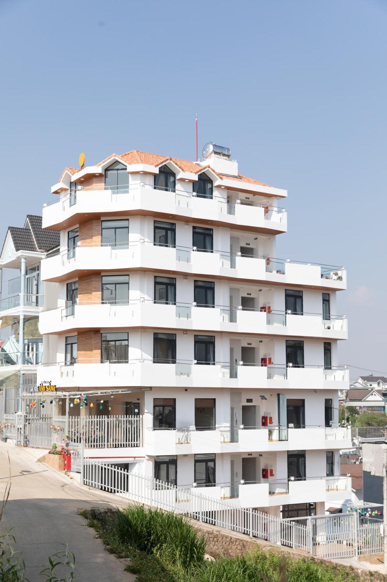 Hotel Khach San Anh Sang - Light House Đà Lạt Exterior foto